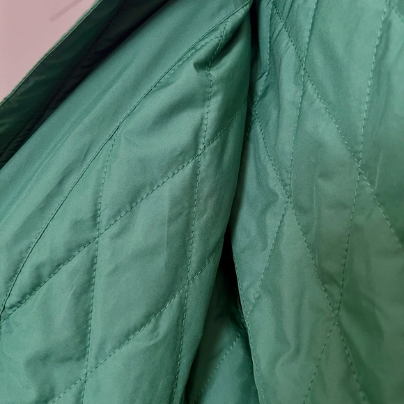 Patagonia Better Sweater Hooded Insulated Jacket - Women’s size Small - Picture 5 of 6